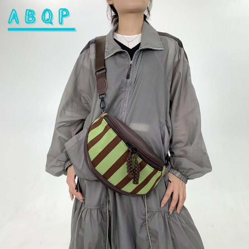 Новая женская сумка через плеч – обзор и цена Streetwear Brand Bag
